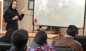 خانم یوسفی مدیر کنترل کیفیت کابل لوشان